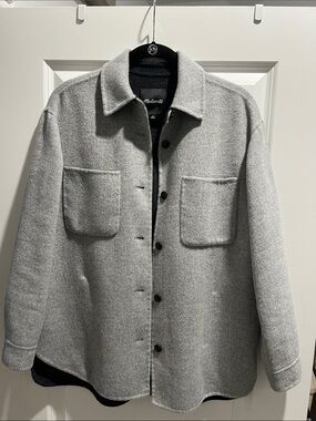 Madewell Classic Wool-Blend Overshirt Jacket in Light Gray